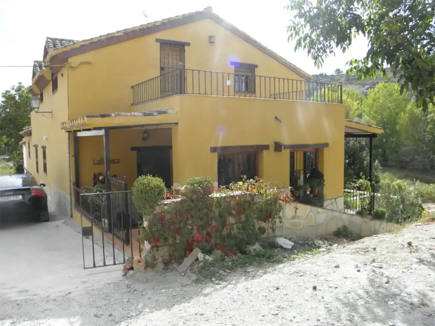 Vista exterior de Finca rústica en venda en Arenas del Rey amb Piscina