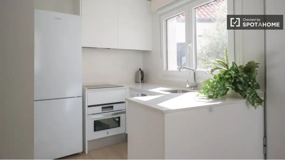 Flat with terrace to rent in Tetuán, imagen 11