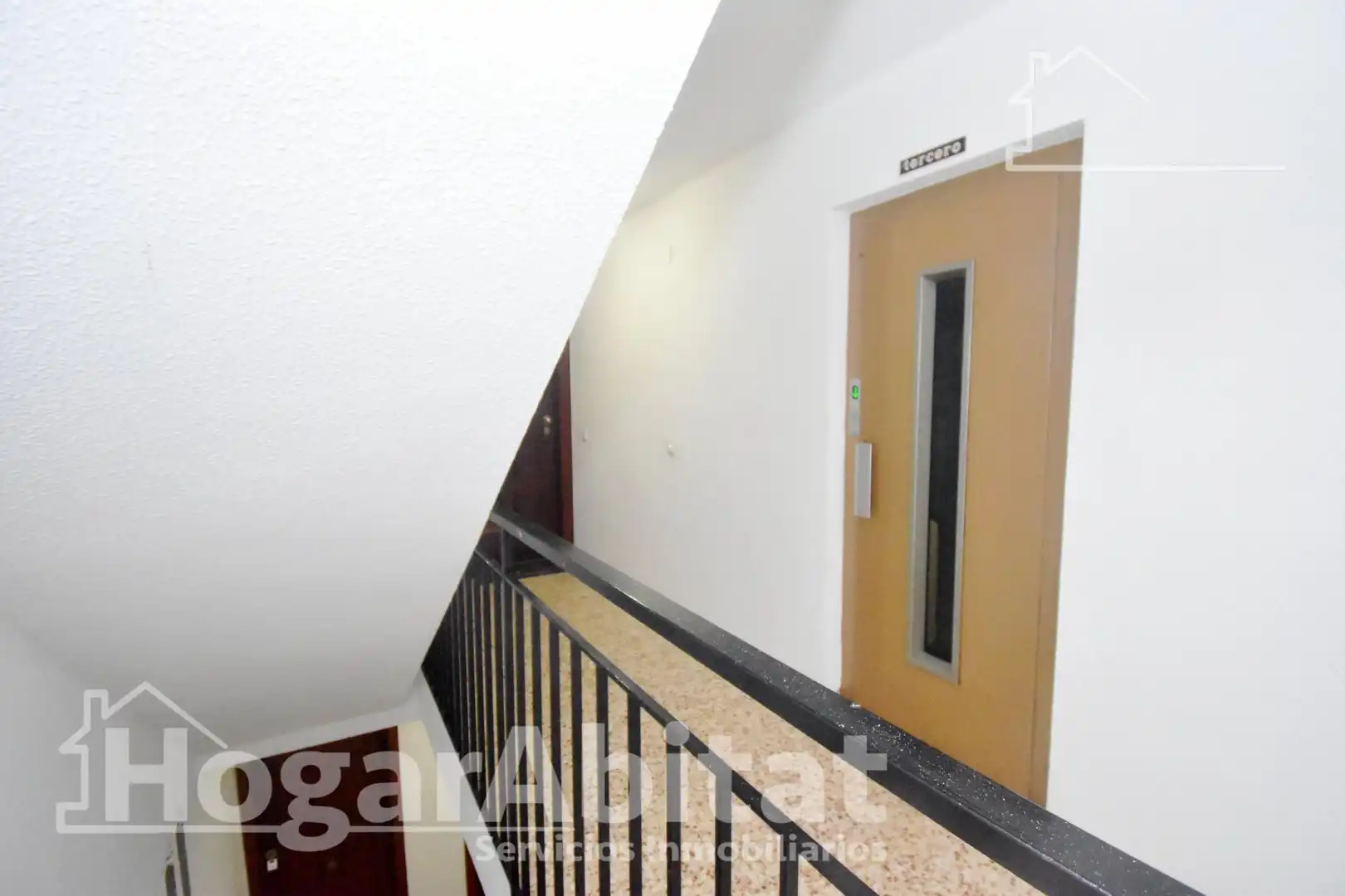 Piso en venta en Castellón de la Plana / Castelló de la Plana con Trastero y Balcón