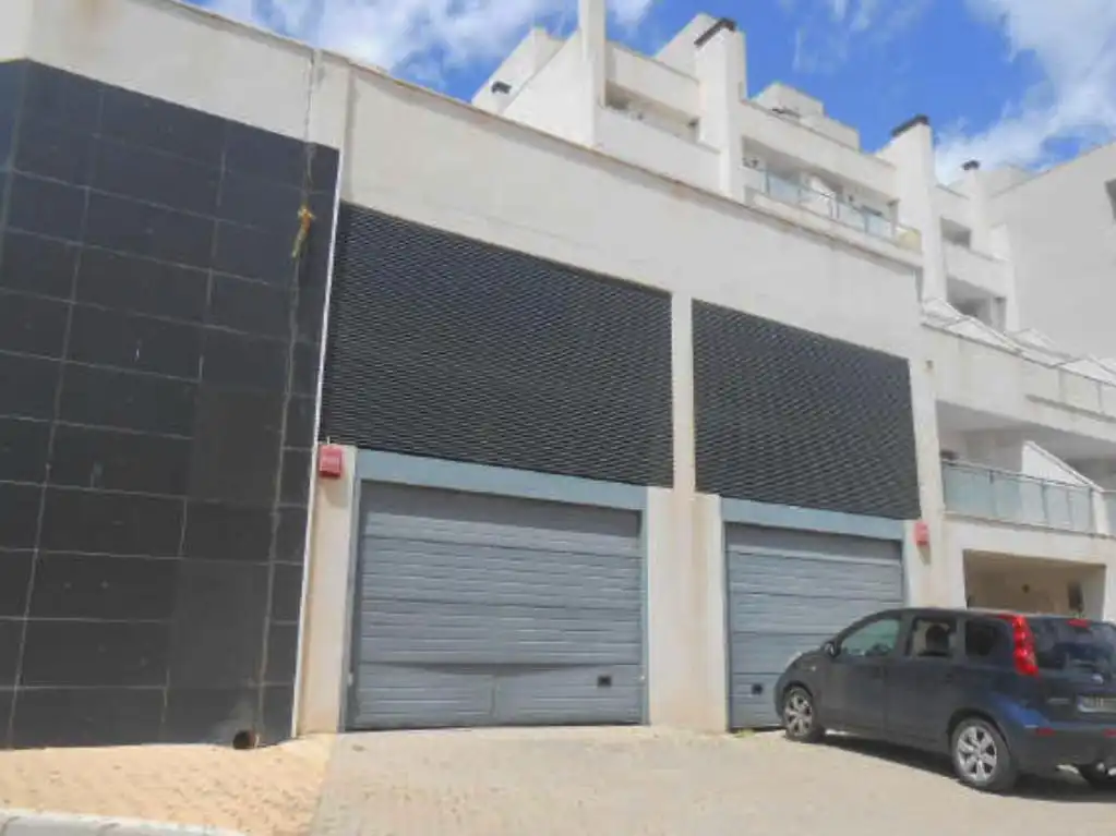 Garaje en venta en C/ Las Higueras, La Envía