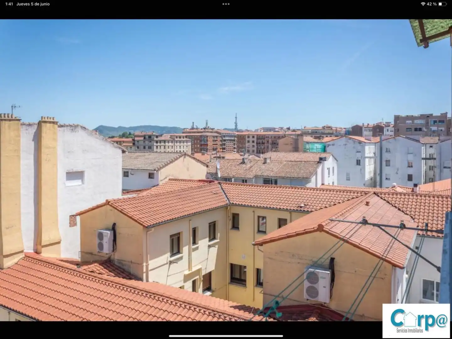 Außenansicht von Dachboden zur Miete in  Pamplona / Iruña mit Heizung, Parkett und Terrasse