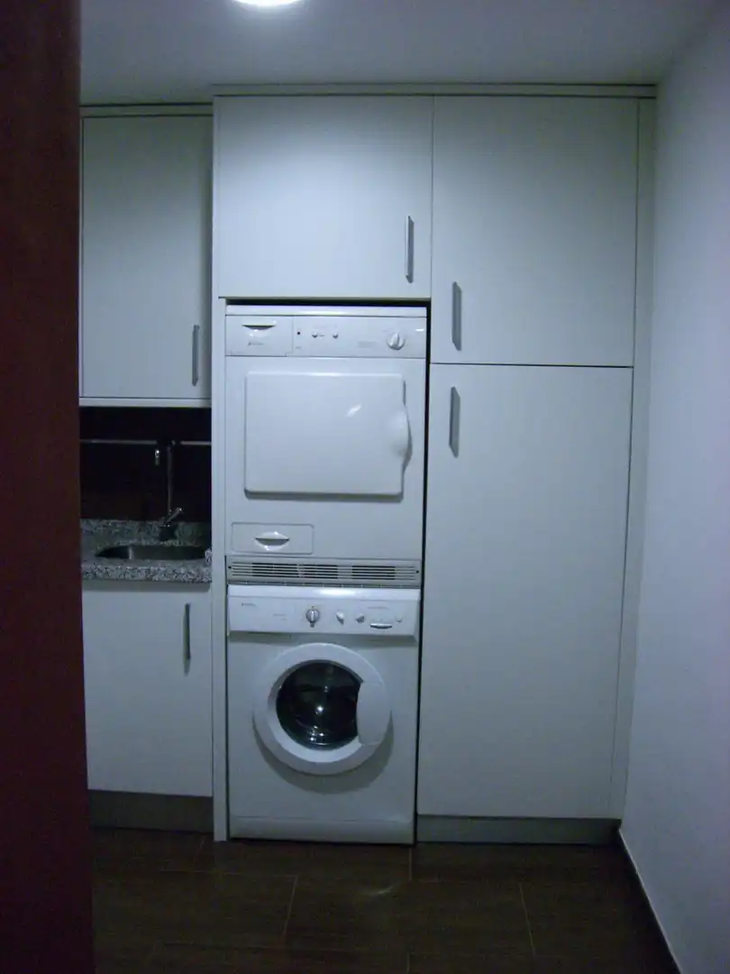 Wohnung zur Miete in Calle Fuente Nueva, Centro - Sagrario
