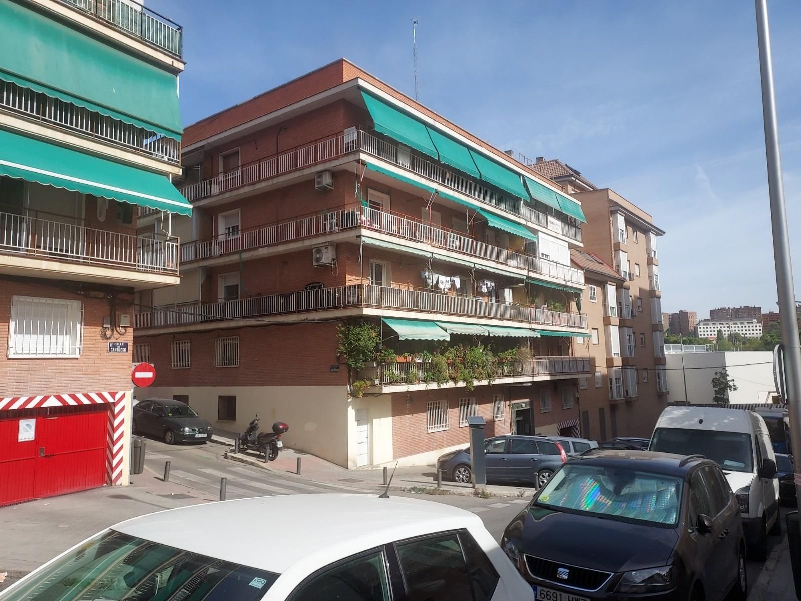 Exterior view of Flat for sale in  Madrid Capital  with Terrace