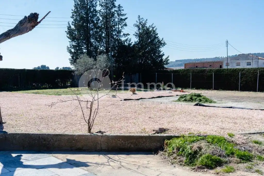 Finca rústica en venda en Almenar amb Moblat