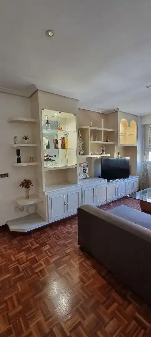 Sala d'estar de Pis en venda en Vitoria - Gasteiz