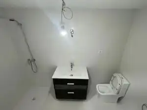 Bany de Pis en venda en Alaquàs amb Balcó