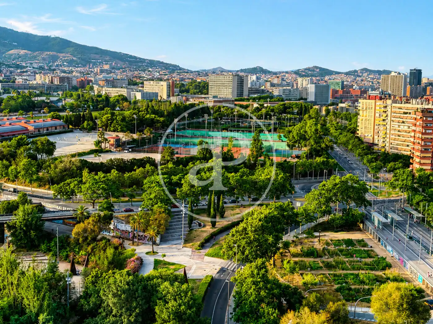 Vista exterior de Ático en venta en Barcelona con Aire acondicionado, Calefacción y Terraza