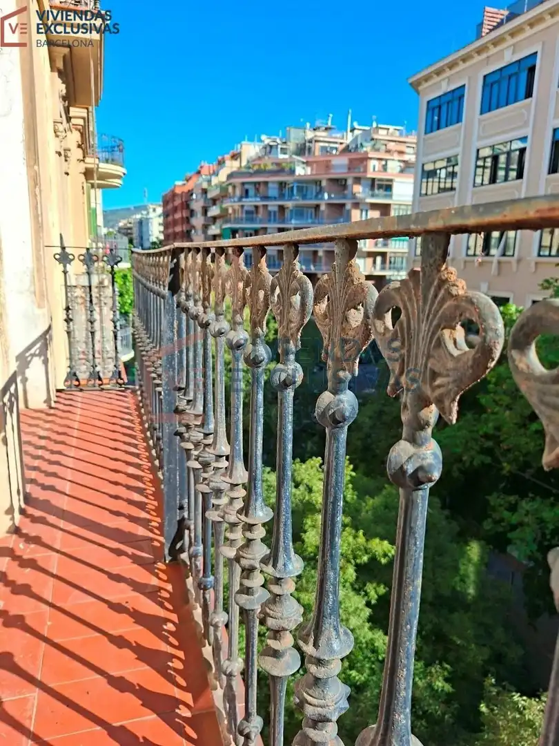Piso con terraza en venta en Carrer de Viladomat, imagen 12