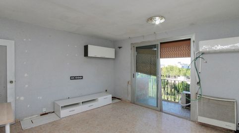 Foto 2 de Piso en venta en C/ Primero de Mayo, Pomar, Badalona