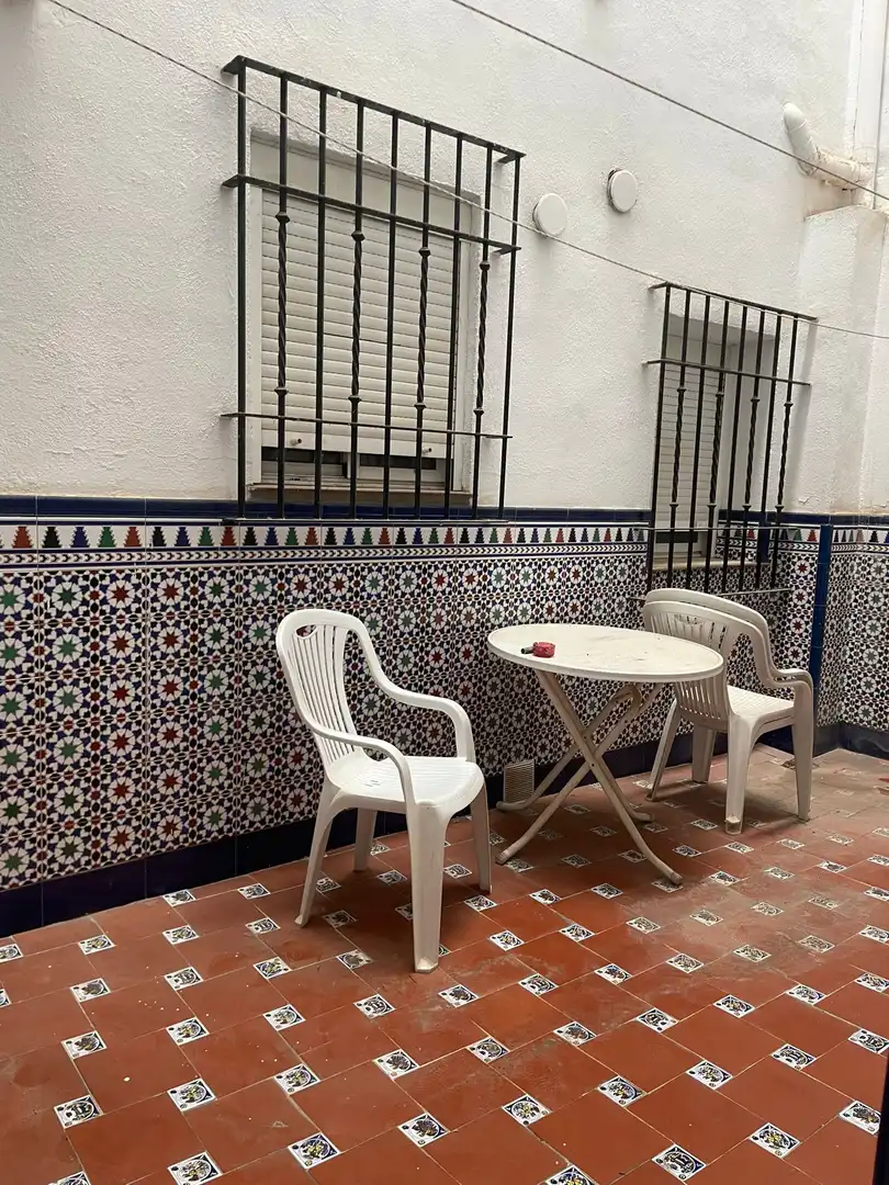 Flat for rent in Calle Buensuceso, Centro - Sagrario