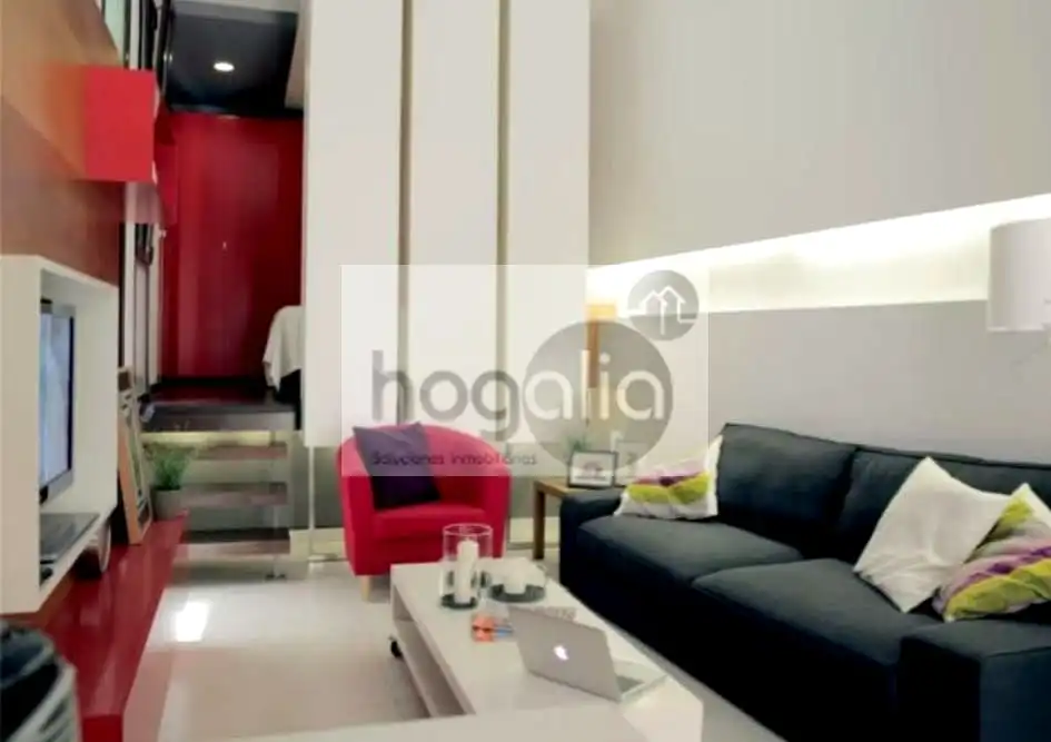 Sala d'estar de Estudi de lloguer en Sevilla amb Aire condicionat i Moblat