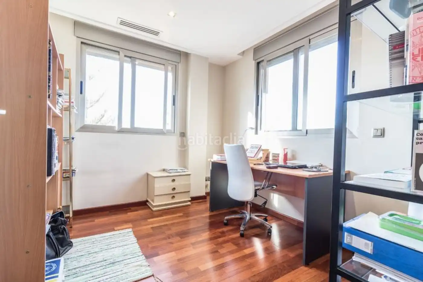 Bedroom of Houses for sale in L'Alcúdia  with Air Conditioner, Private garden and Parquet flooring
