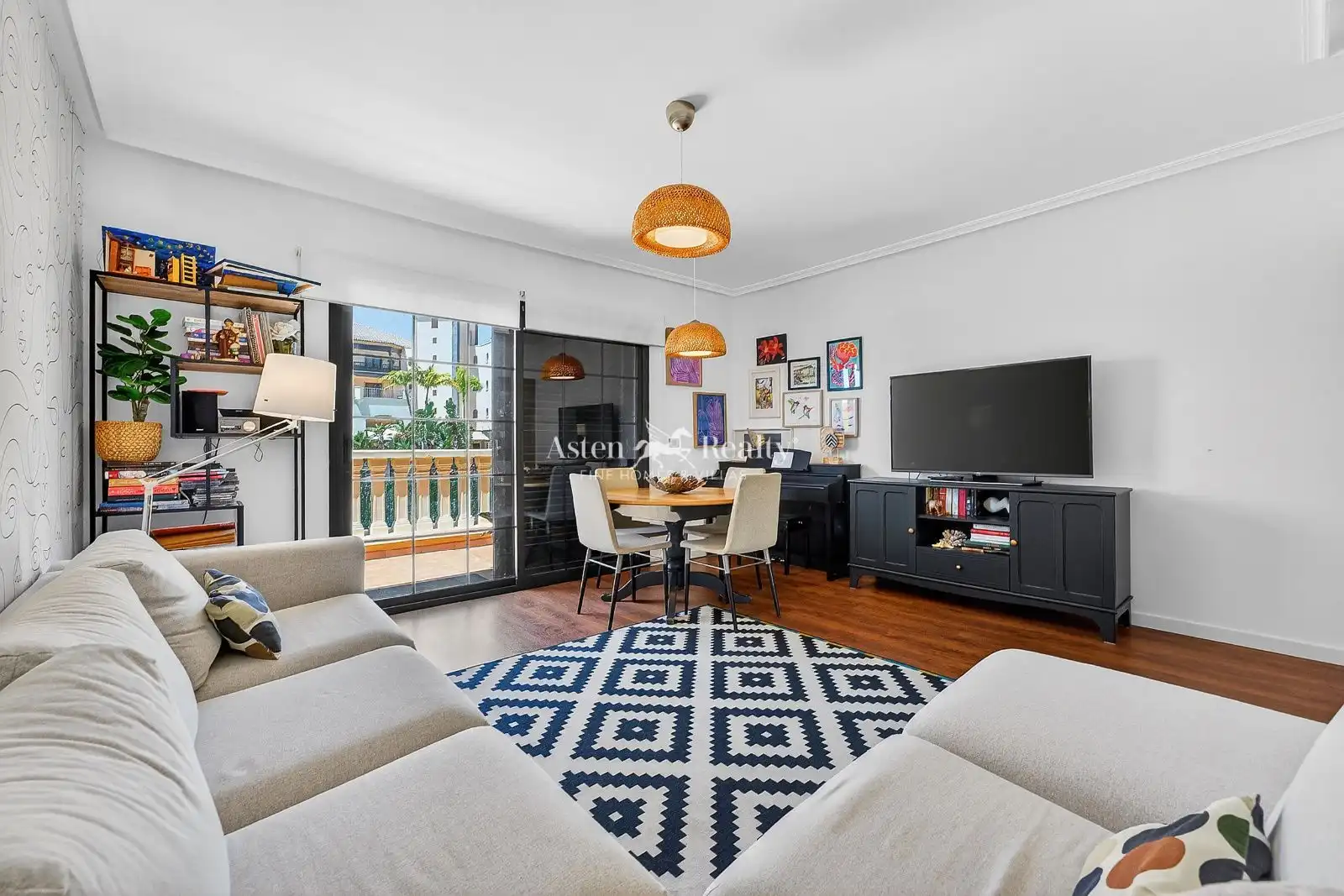 Living room of Detached homes for sale in Adeje  with Air Conditioner, Heating and Private garden