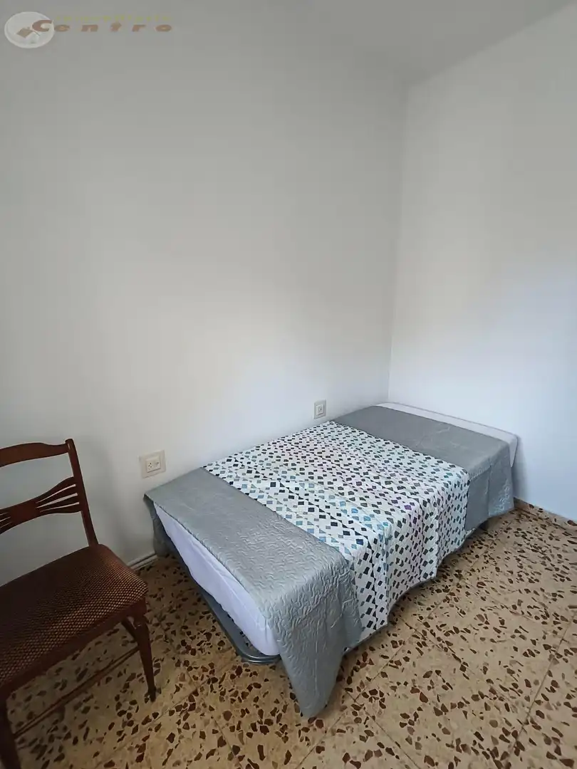 Habitación de Piso para compartir en Albacete con Calefacción, Amueblado y Balcón