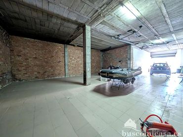 Local comercial en venda a Calle Alfonso X el Sabio