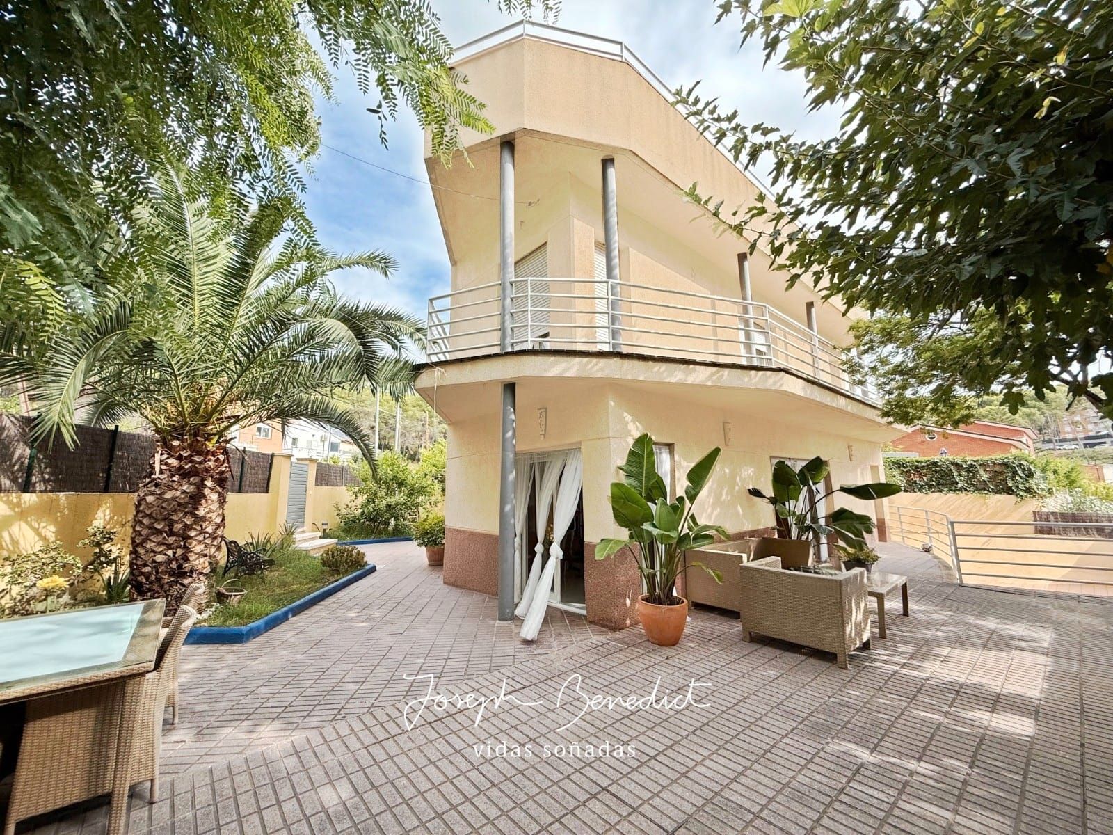 Vista exterior de Casa o chalet en venta en Castelldefels con Aire acondicionado, Calefacción y Jardín privado