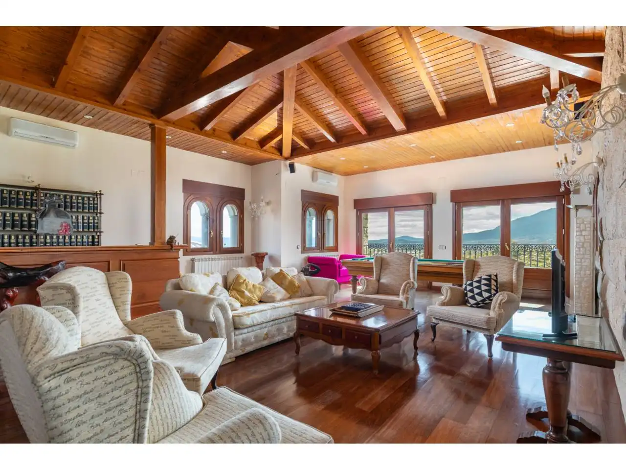 Wohnzimmer von Haus oder Chalet zum Verkauf in El Tiemblo  mit Klimaanlage, Heizung und Privatgarten