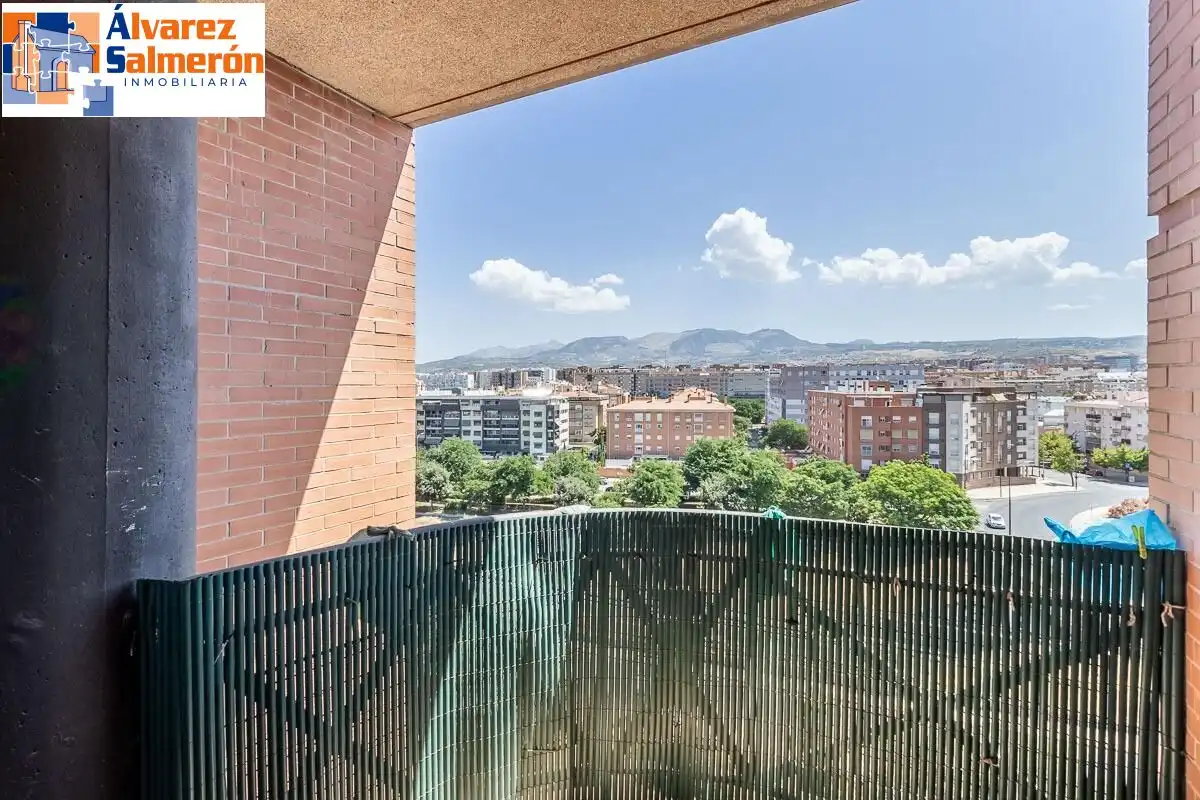 Flat with terrace for sale in Calle PDTA FERNANDO GOMEZ DE LA, imagen 11