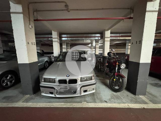 Garaje en Venta en Vila de Gràcia