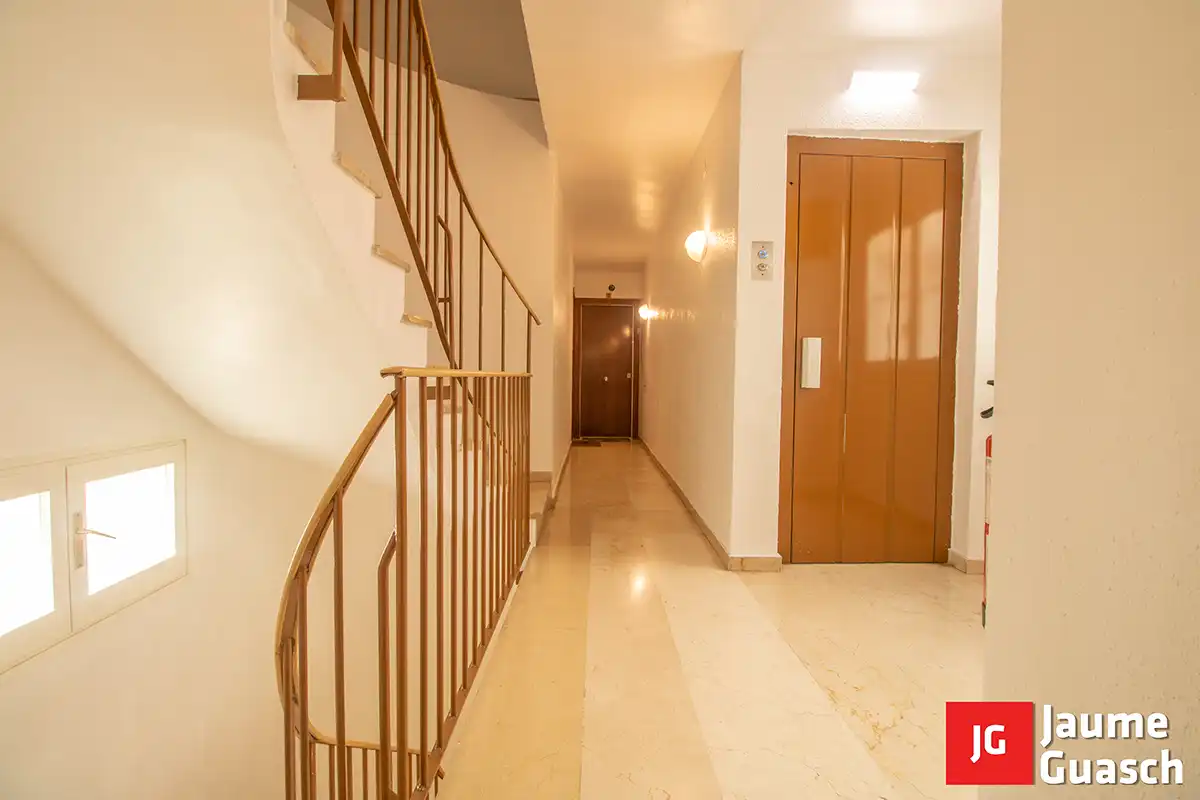 Piso en venta en Torredembarra con Calefacción, Terraza y Trastero