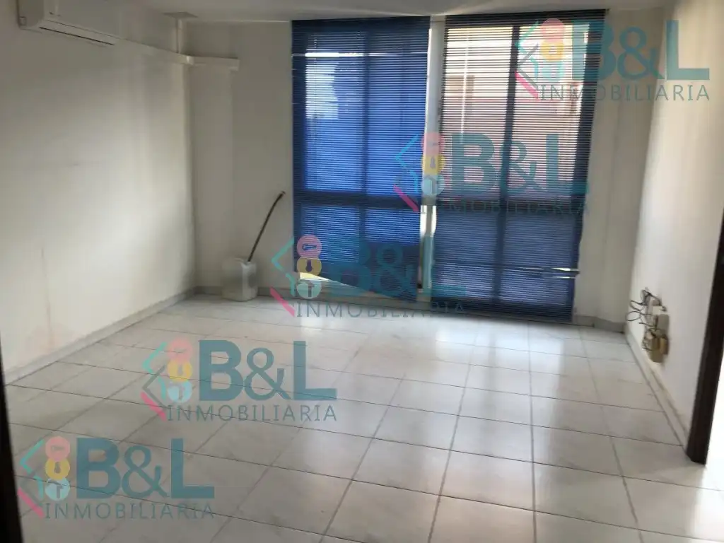 Büro zum Verkauf in Casco Antiguo, imagen 3