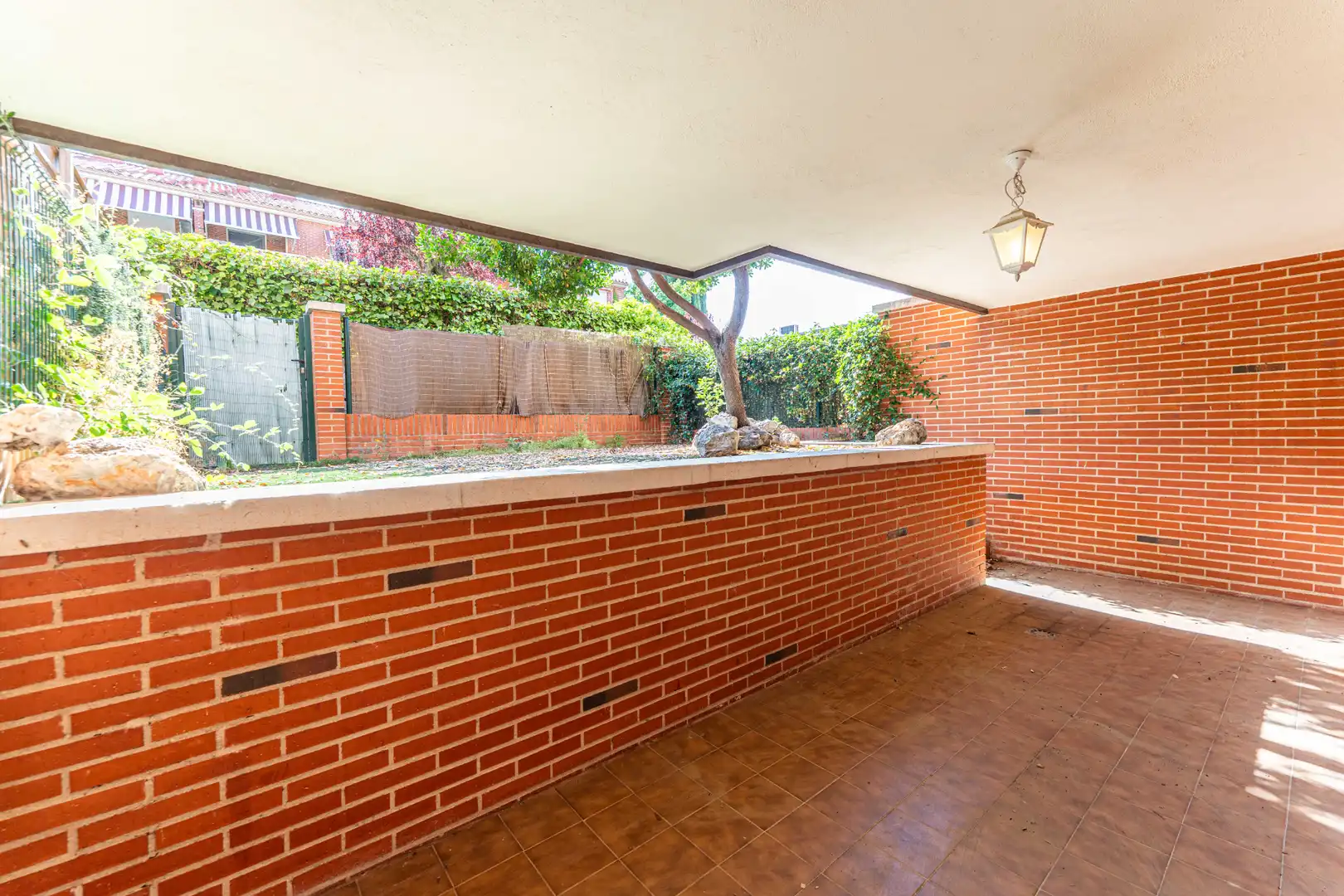 Terraza de Casa adosada en venta en Las Rozas de Madrid con Calefacción, Jardín privado y Parquet