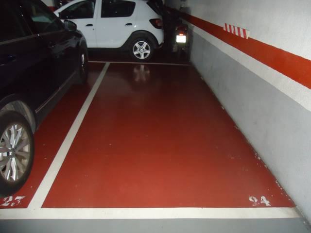 Garaje en Venta en Carrer Joan Antoni Samaranch, 21 en Centre - Can Nadal