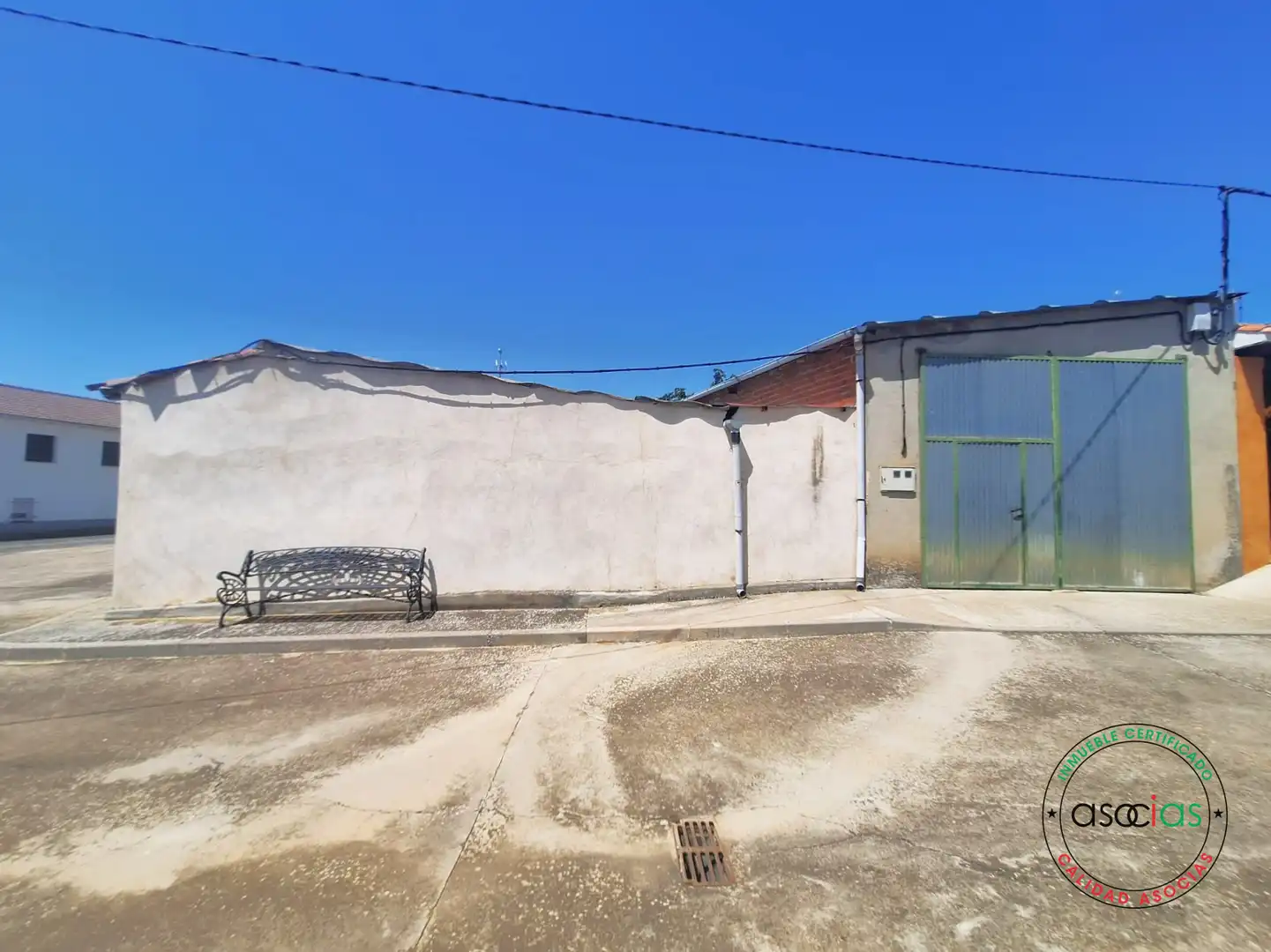 Exterior view of Detached homes for sale in Sahagún  with Heating, Private garden and Storage room