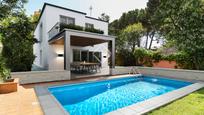 Swimming pool of House or chalet for sale in Sant Just Desvern  with Air Conditioner, Heating and Private garden