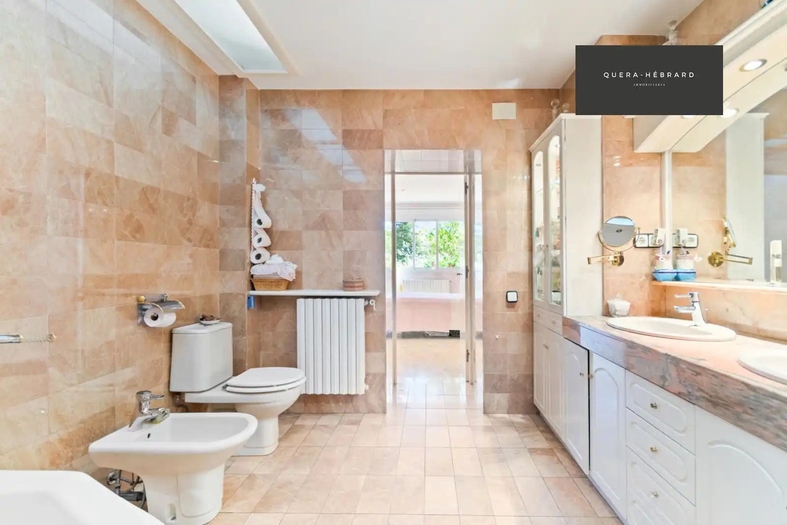Badezimmer von Haus oder Chalet zum Verkauf in Terrassa mit Klimaanlage, Heizung und Terrasse