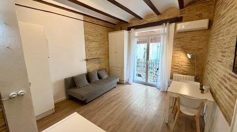 Foto 2 von Wohnung zur Miete in Carrer de Calatrava, La Seu, Valencia Capital