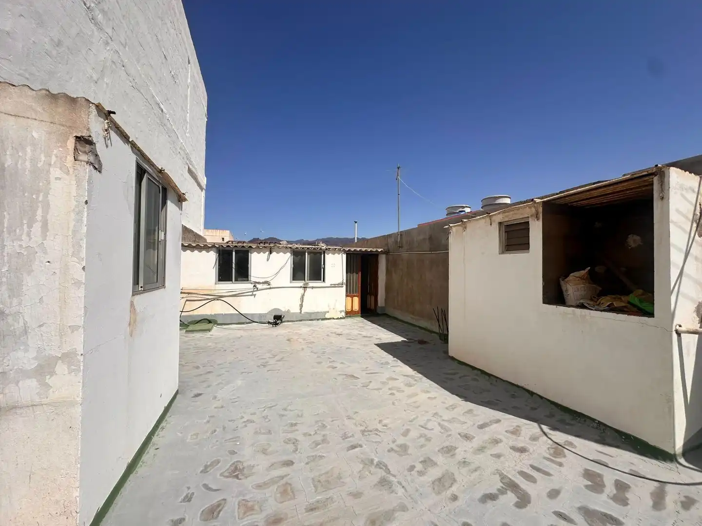Vista exterior de Casa adosada en venta en Santa Lucía de Tirajana con Terraza