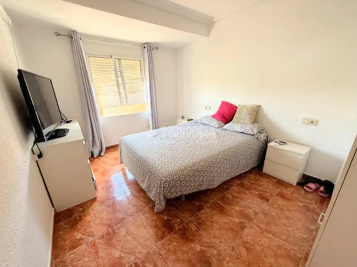 Bedroom of Flat for sale in Paterna
