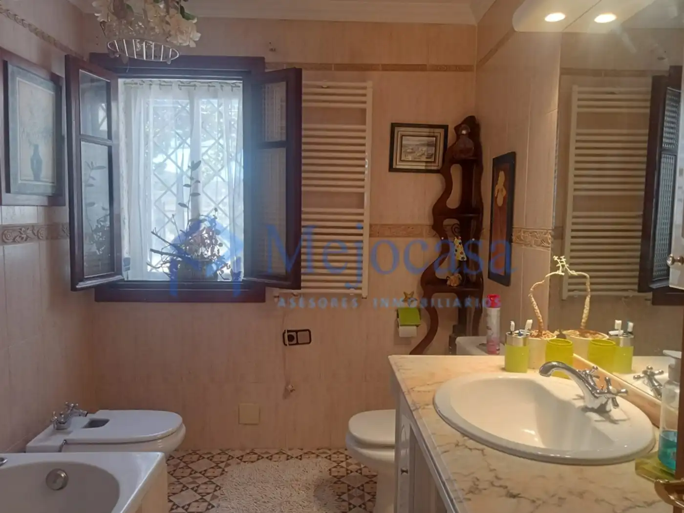 Bathroom of Houses for sale in Villalbilla  with Air Conditioner, Heating and Private garden