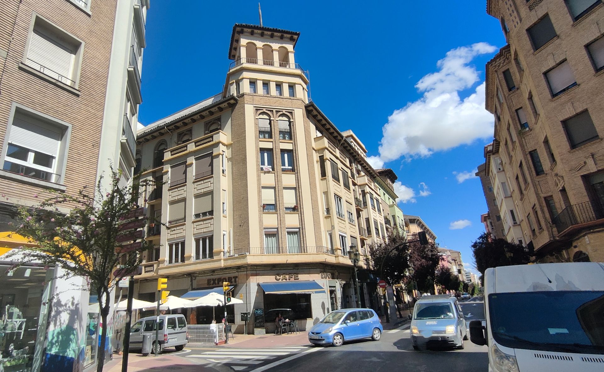 Vista exterior de Pis en venda en  Zaragoza Capital amb Aire condicionat, Calefacció i Parquet