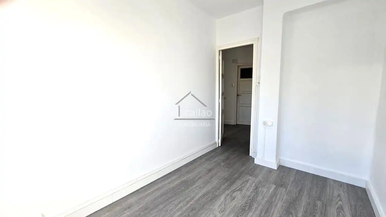 Schlafzimmer von Wohnungen zum Verkauf in Ferrol
