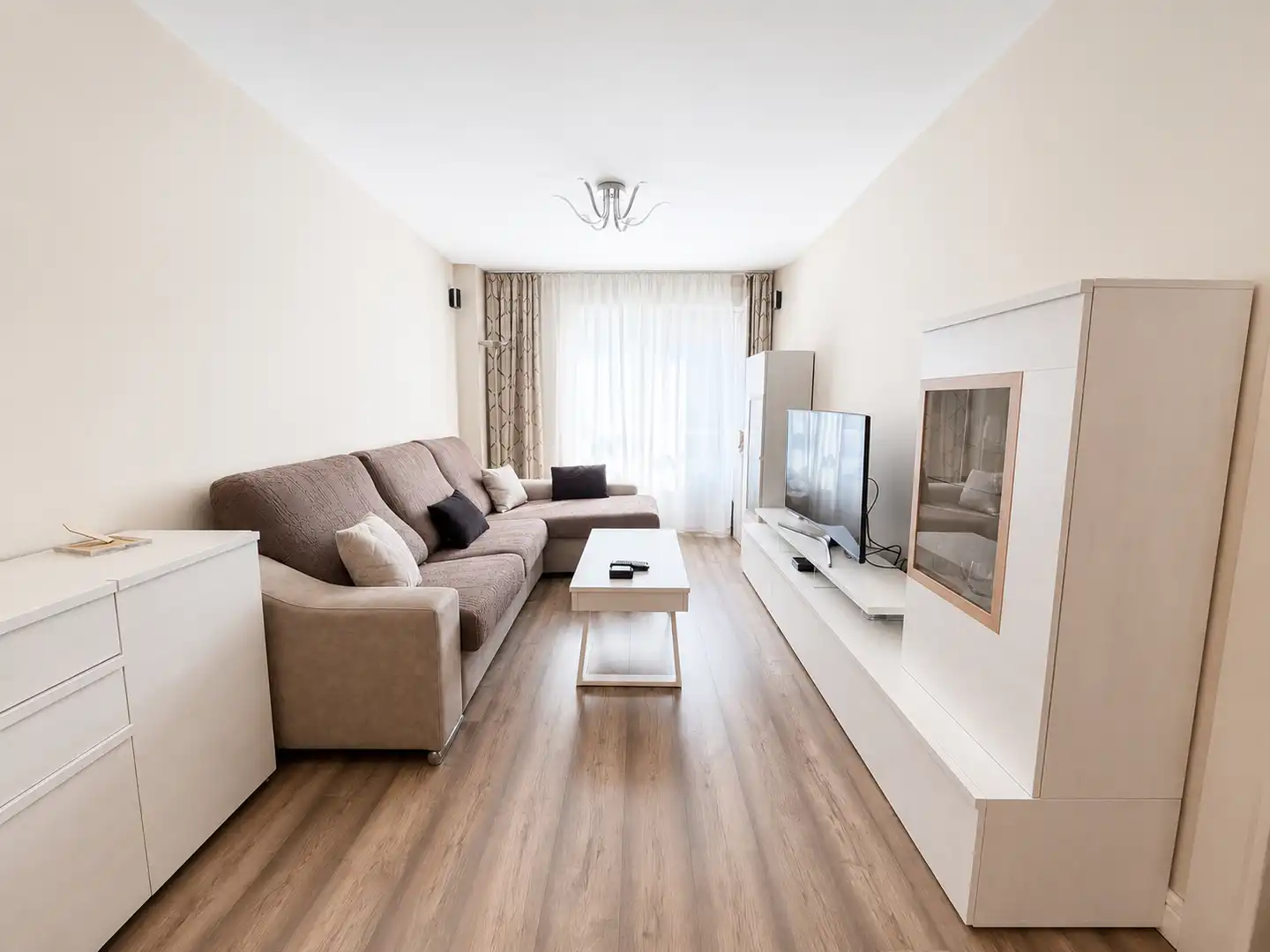 Wohnzimmer von Wohnung zur Miete in Azuqueca de Henares mit Klimaanlage, Heizung und Ofen