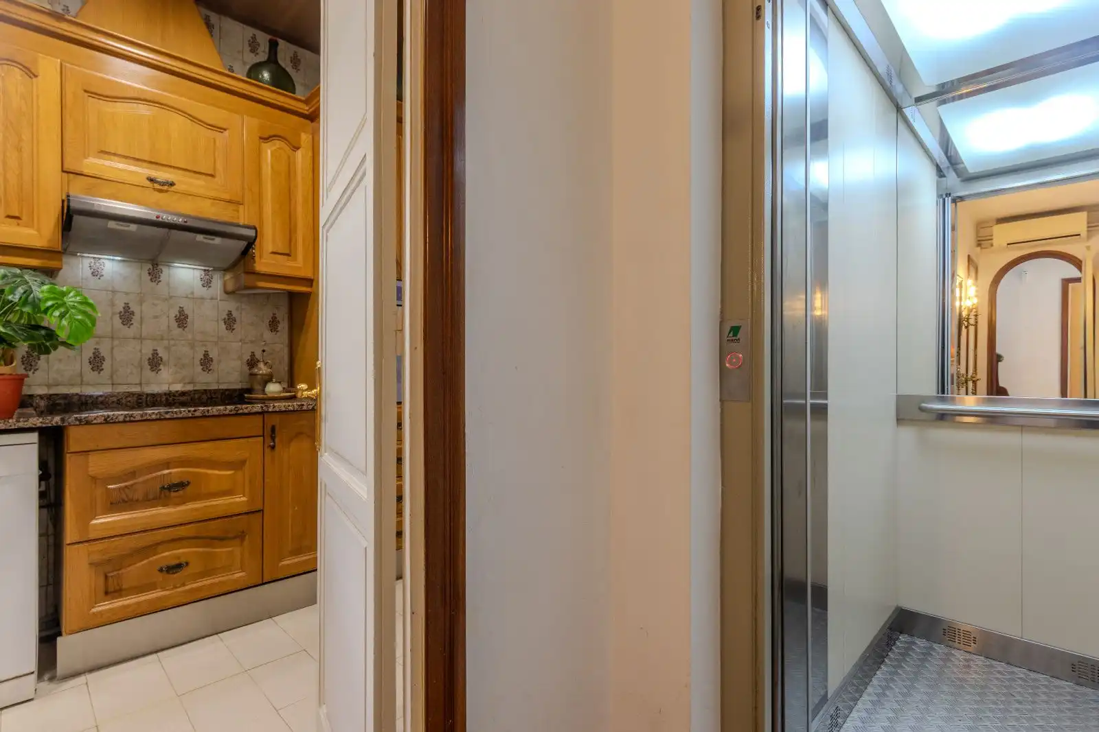 Flat with terrace for sale in Baro Iv Torres 25, imagen 28