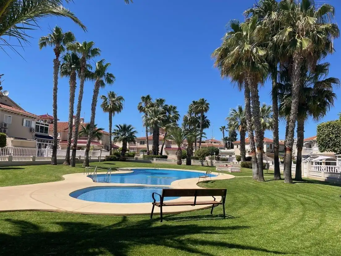 Bungalow mit Terrasse zum Verkauf in Calle Pino Carrasco
