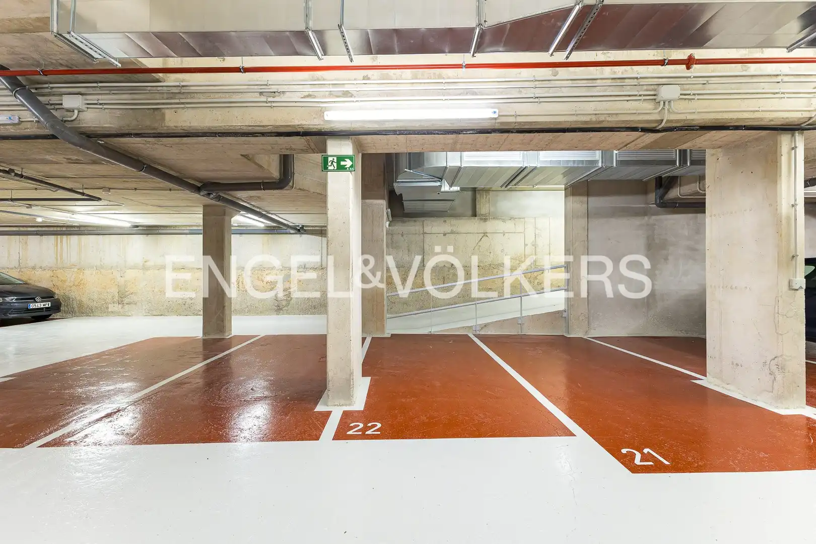 Parkplatz von Wohnung zum Verkauf in L'Hospitalet de Llobregat mit Klimaanlage, Heizung und Terrasse