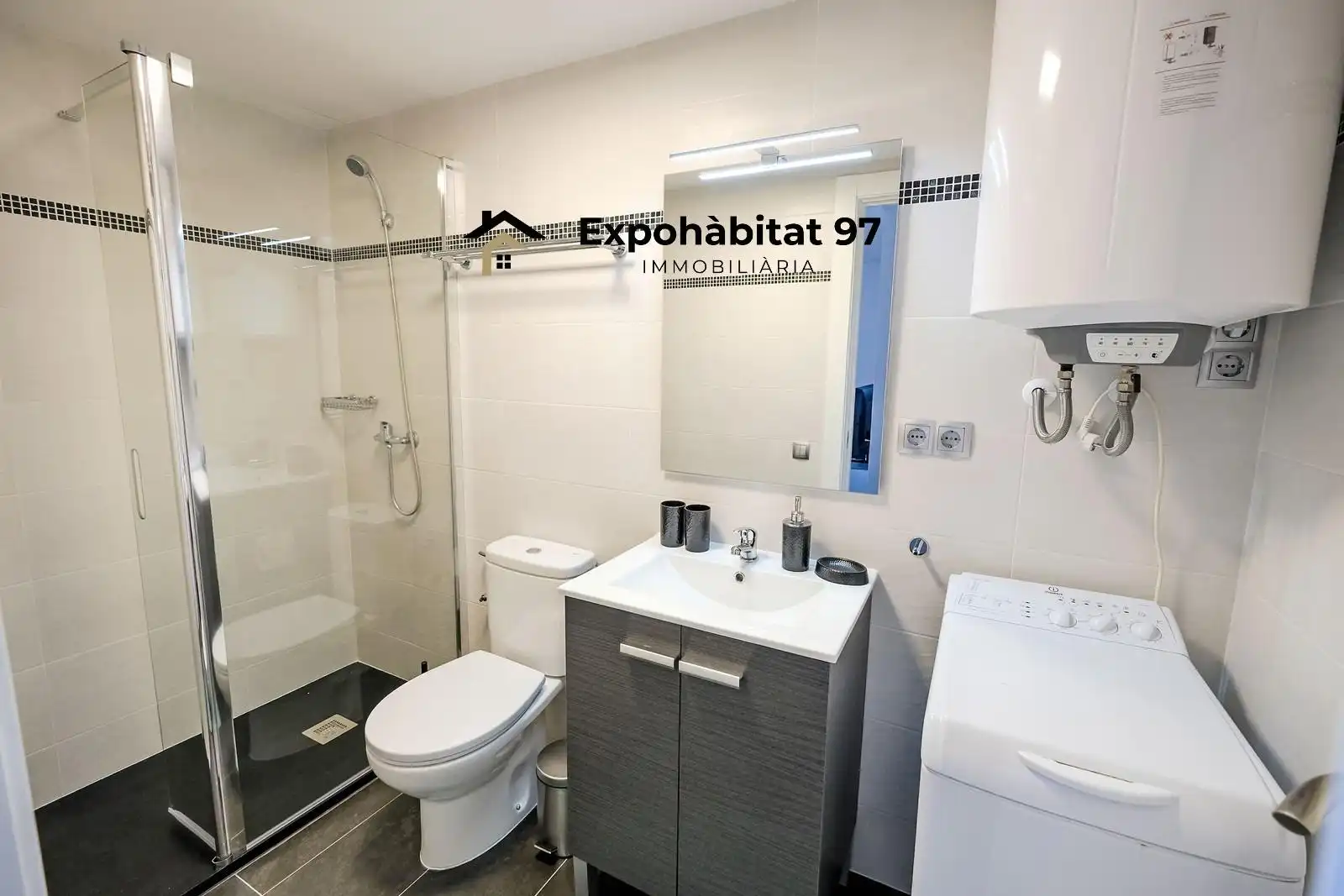 Bany de Apartament en venda en Salou amb Moblat