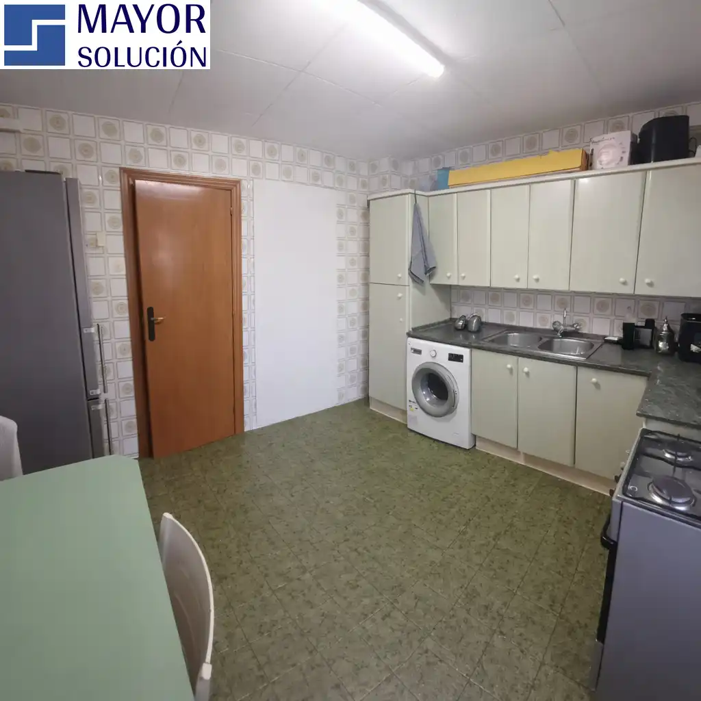 Flat with terrace for sale in Centre, imagen 8