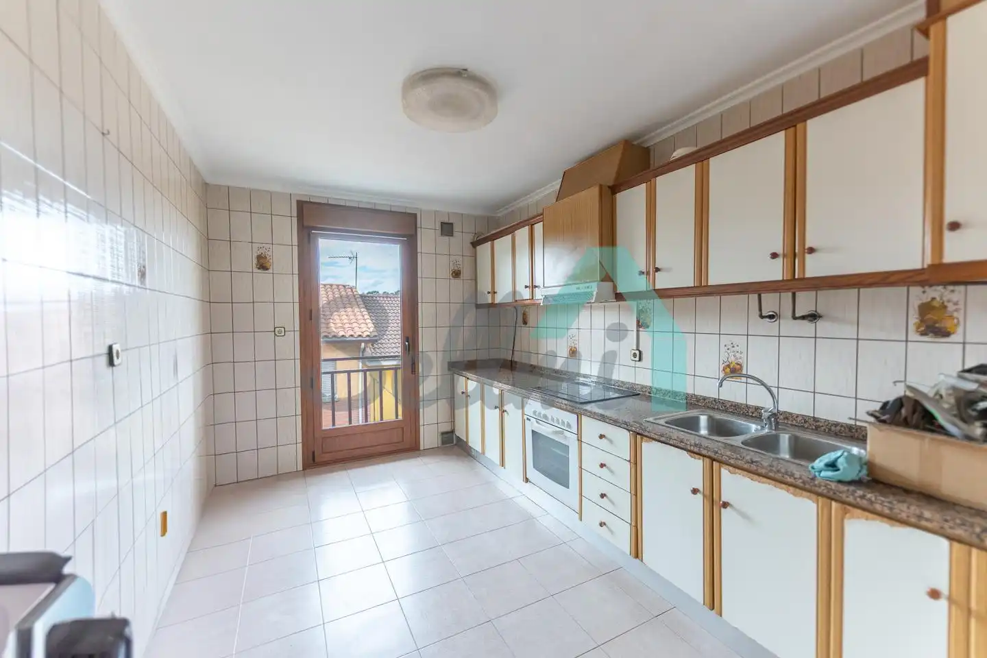 Kitchen of Flat for rent in Siero  with Heating, Balcony and Pets allowed