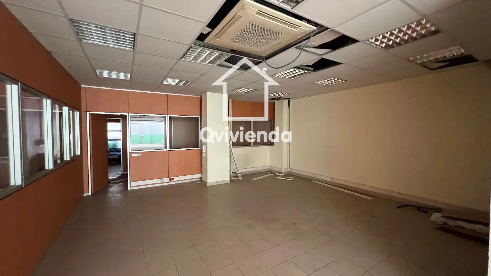 Local comercial en venta en Pau Claris, imagen 7