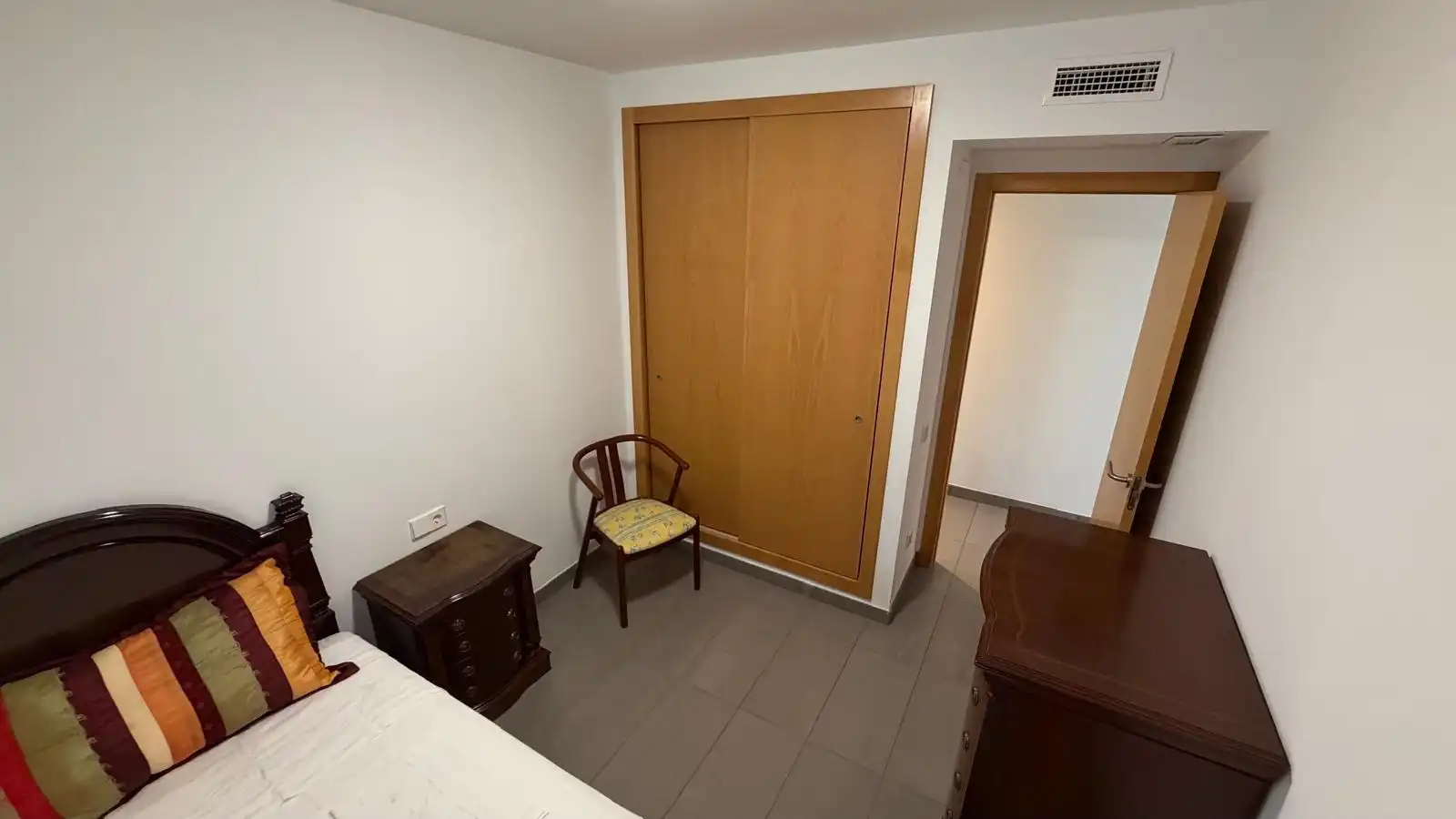 Dormitori de Apartament en venda en Oropesa del Mar / Orpesa amb Aire condicionat, Jardí privat i Terrassa