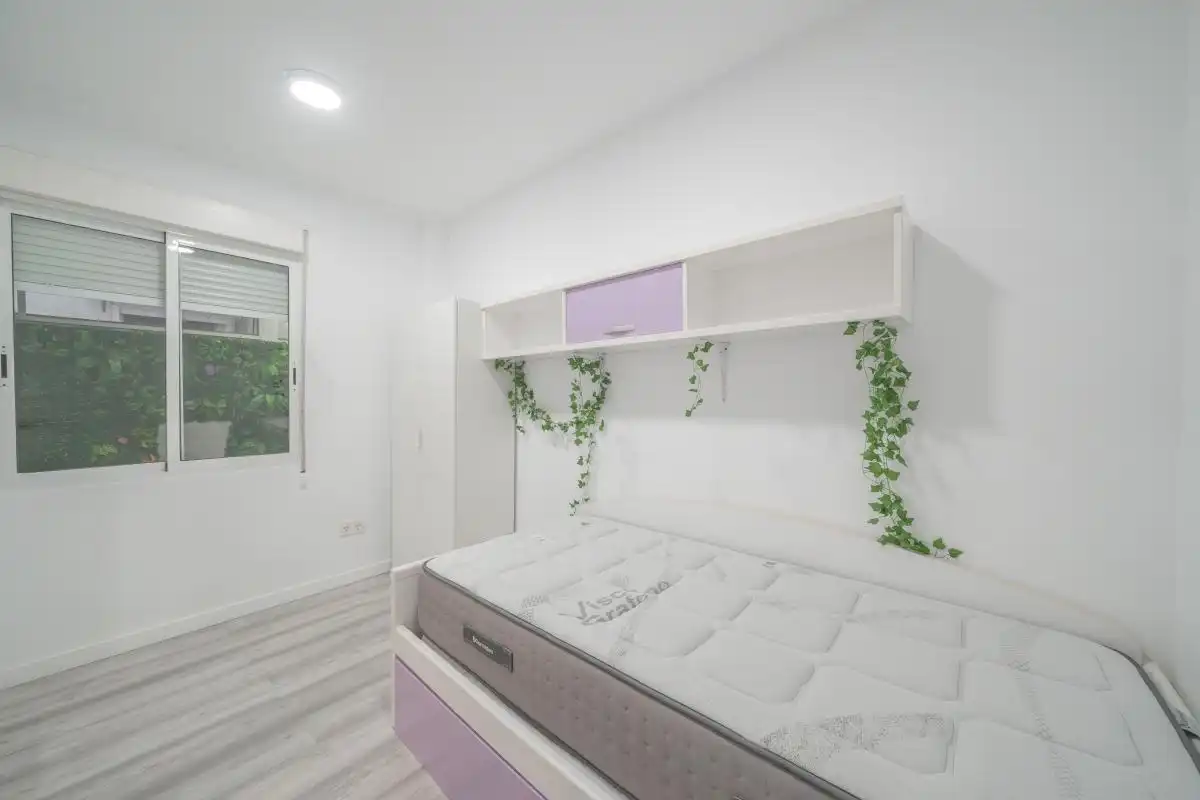 Habitación de Planta baja en venta en Santa Pola con Aire acondicionado, Calefacción y Amueblado