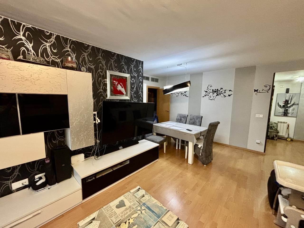 Sala d'estar de Pis en venda en  Zaragoza Capital amb Aire condicionat, Calefacció i Terrassa