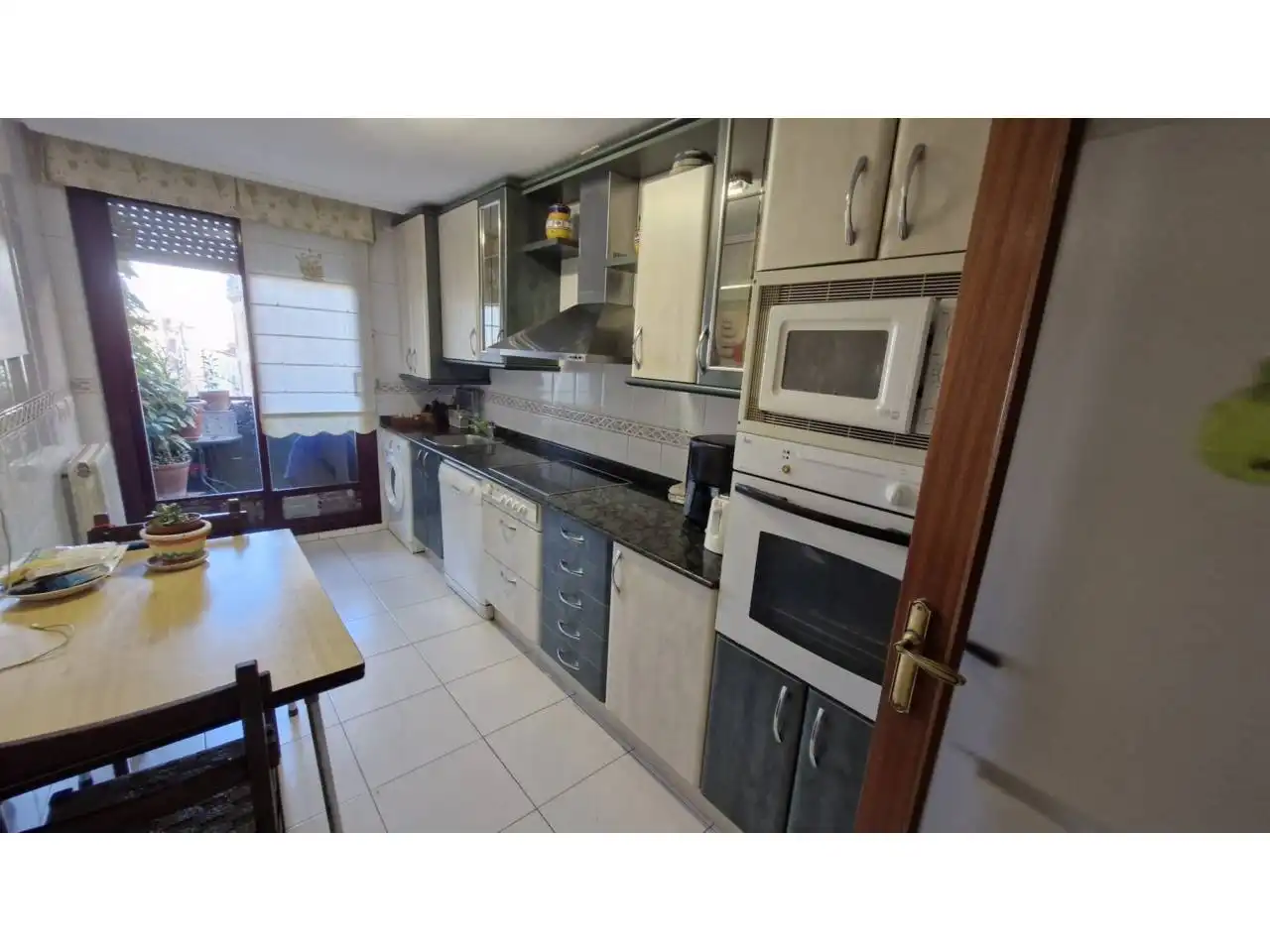 Kitchen of Flat for sale in Lardero  with Heating, Parquet flooring and Terrace