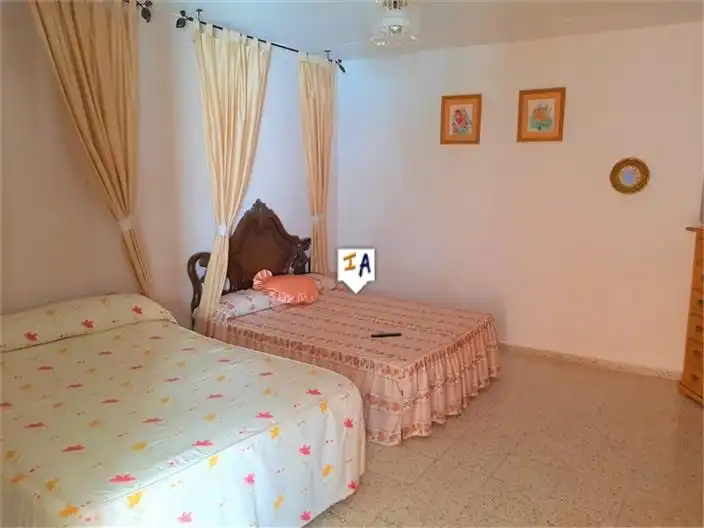Casa rústica amb piscina en venda a Castillo de Locubín, imagen 8