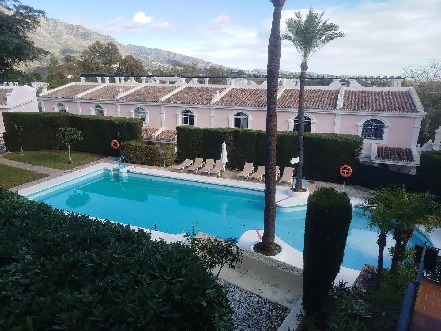 Piscina de Piso en venta en Marbella con Aire acondicionado, Terraza y Amueblado